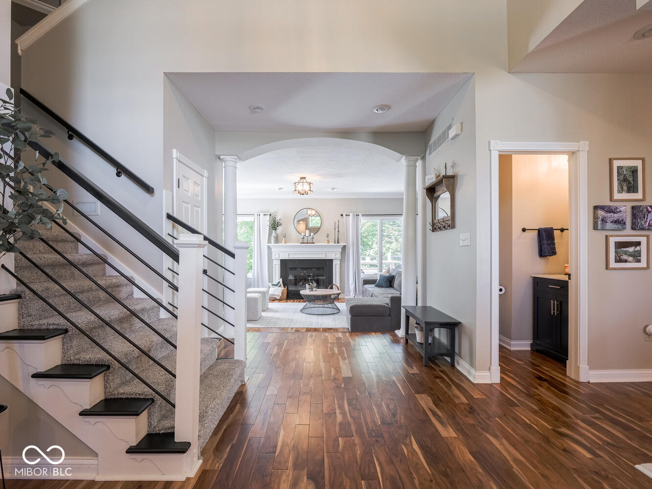 12294 Ridgeside Road Indianapolis, IN 46256 - Photo 5 of 99