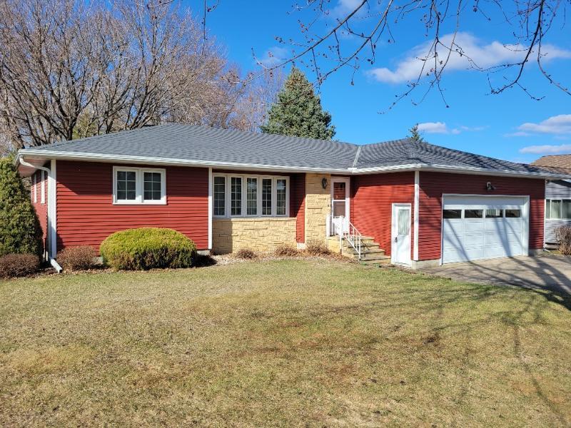 803 Circle Drive Wells, MN 56097 - Photo 1 of 26