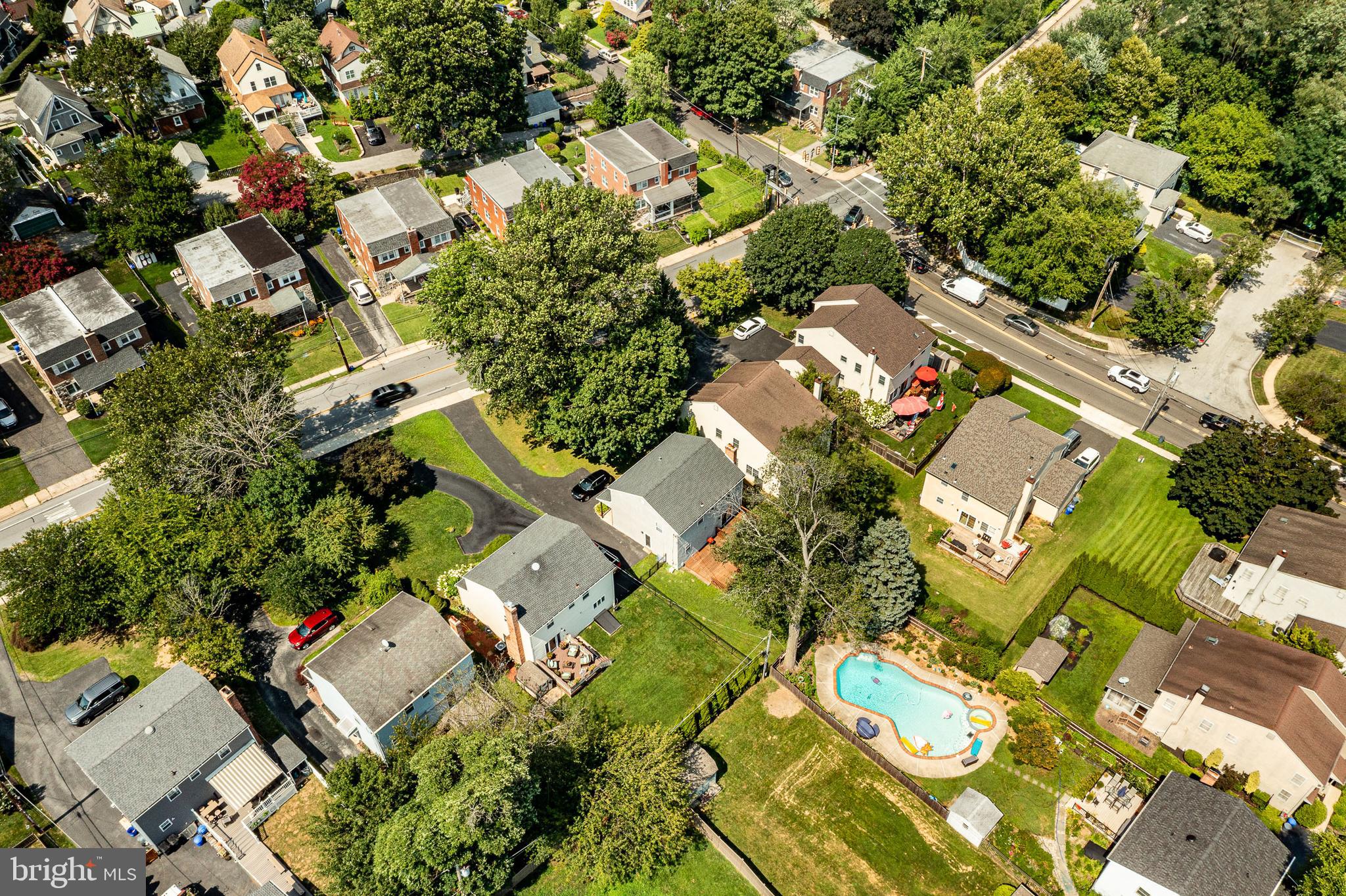 421 East Eagle Road Havertown, PA 19083 - Photo 48 of 49 an aerial view of a residential apartment building with swimming pool