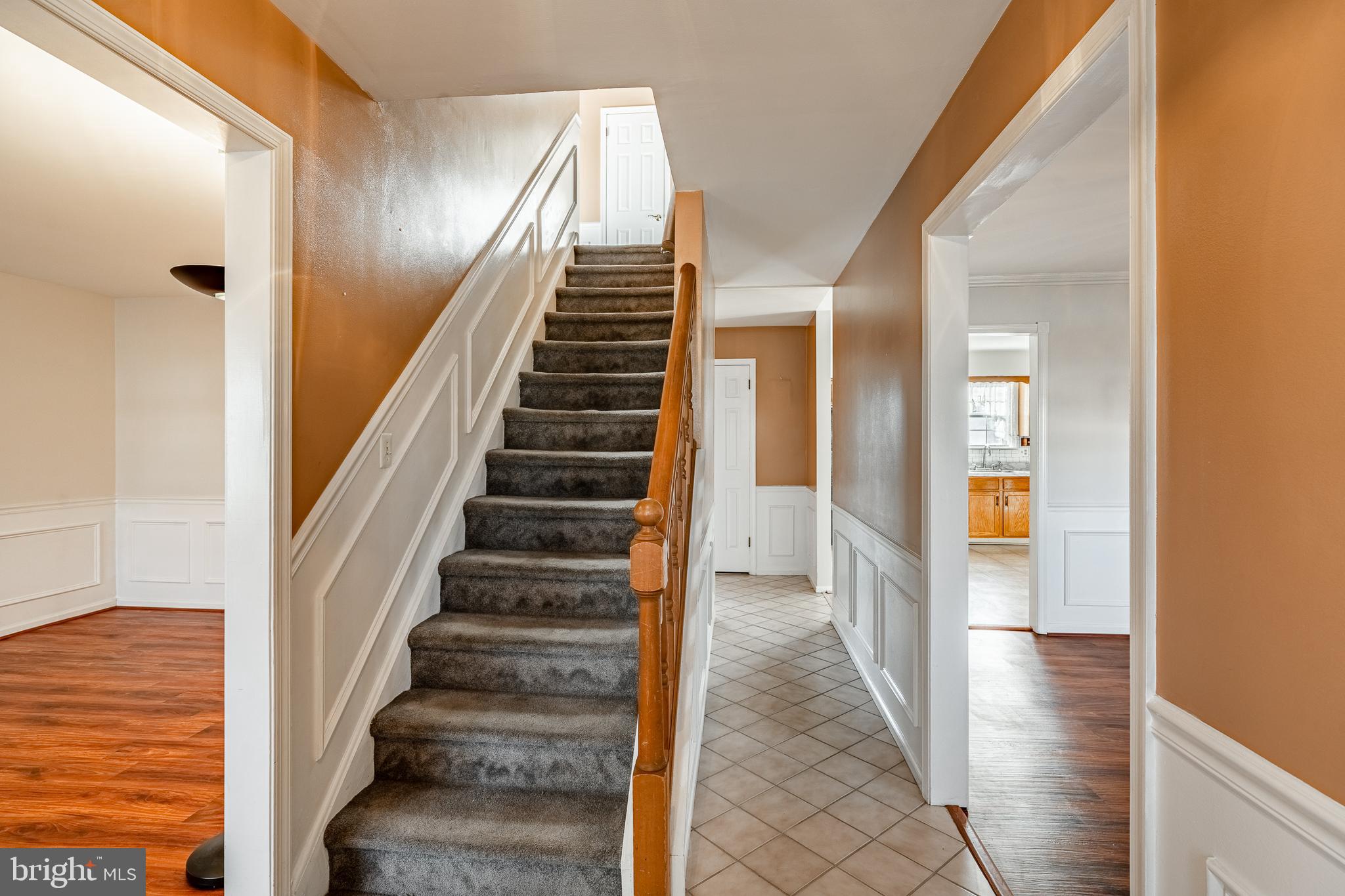 421 East Eagle Road Havertown, PA 19083 - Photo 6 of 49 a view of an entryway