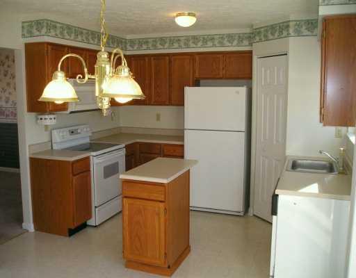 678 Gamble Road Oakdale, PA 15071 - Photo 2 of 8 Gallery Image 2