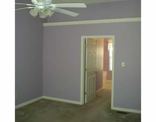 678 Gamble Road Oakdale, PA 15071 - Photo 3 of 8 Gallery Image 3