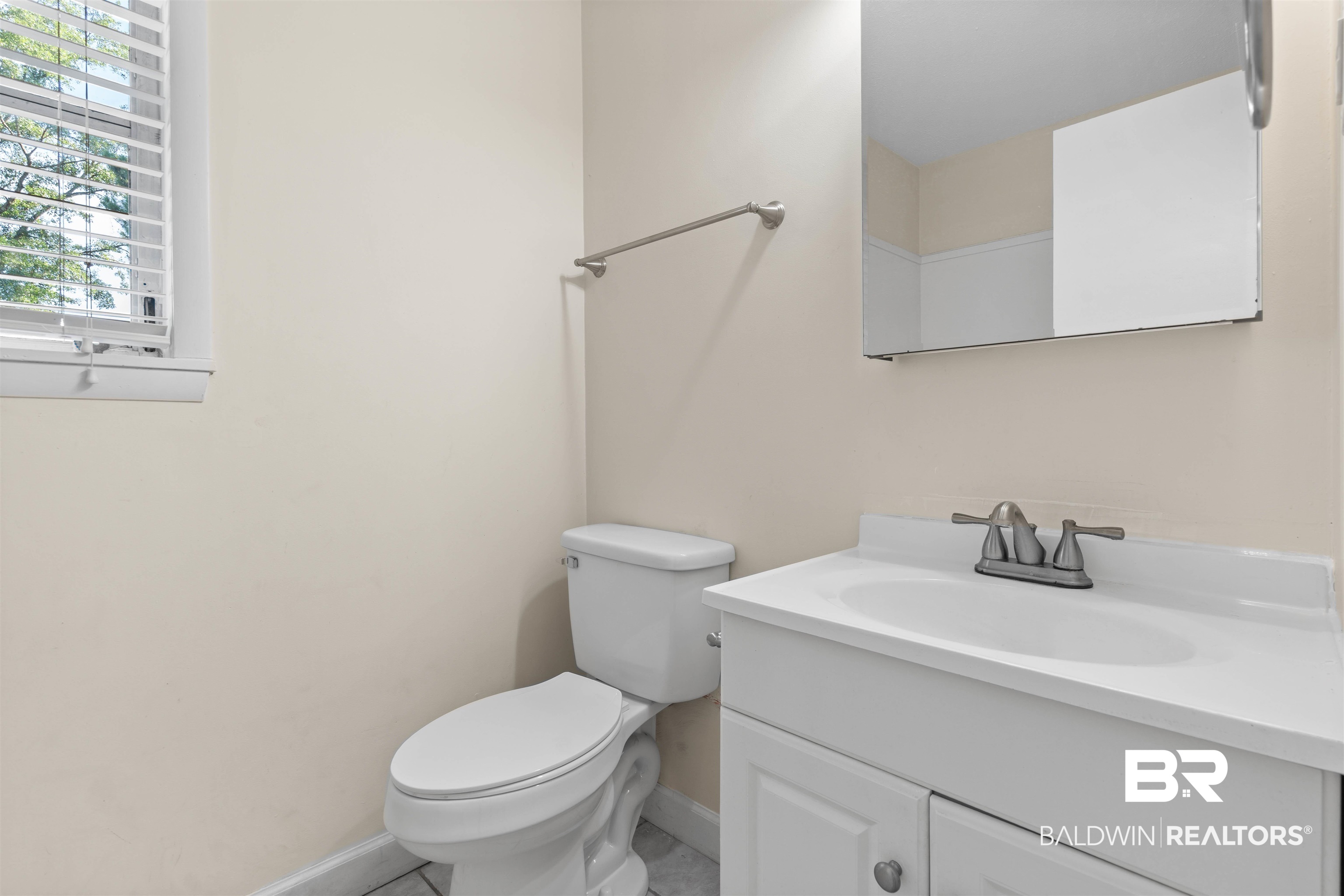 103 Terry Street Daphne, AL 36527 - Photo 10 of 20 Bath 2