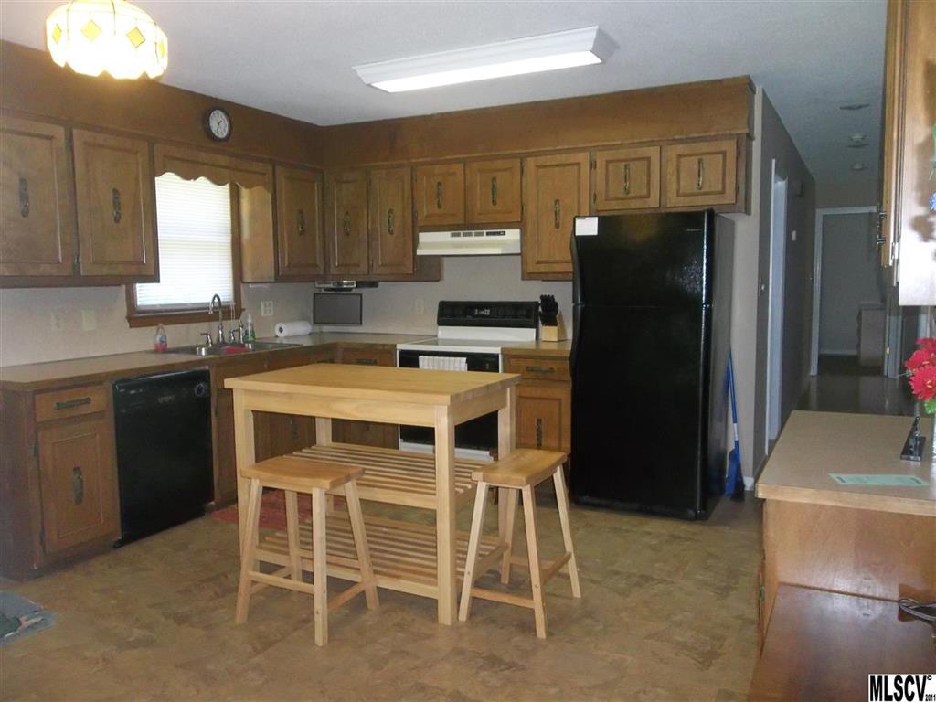 4576 Queens Road Hickory, NC 28602 - Photo 2 of 10 Gallery Image 2