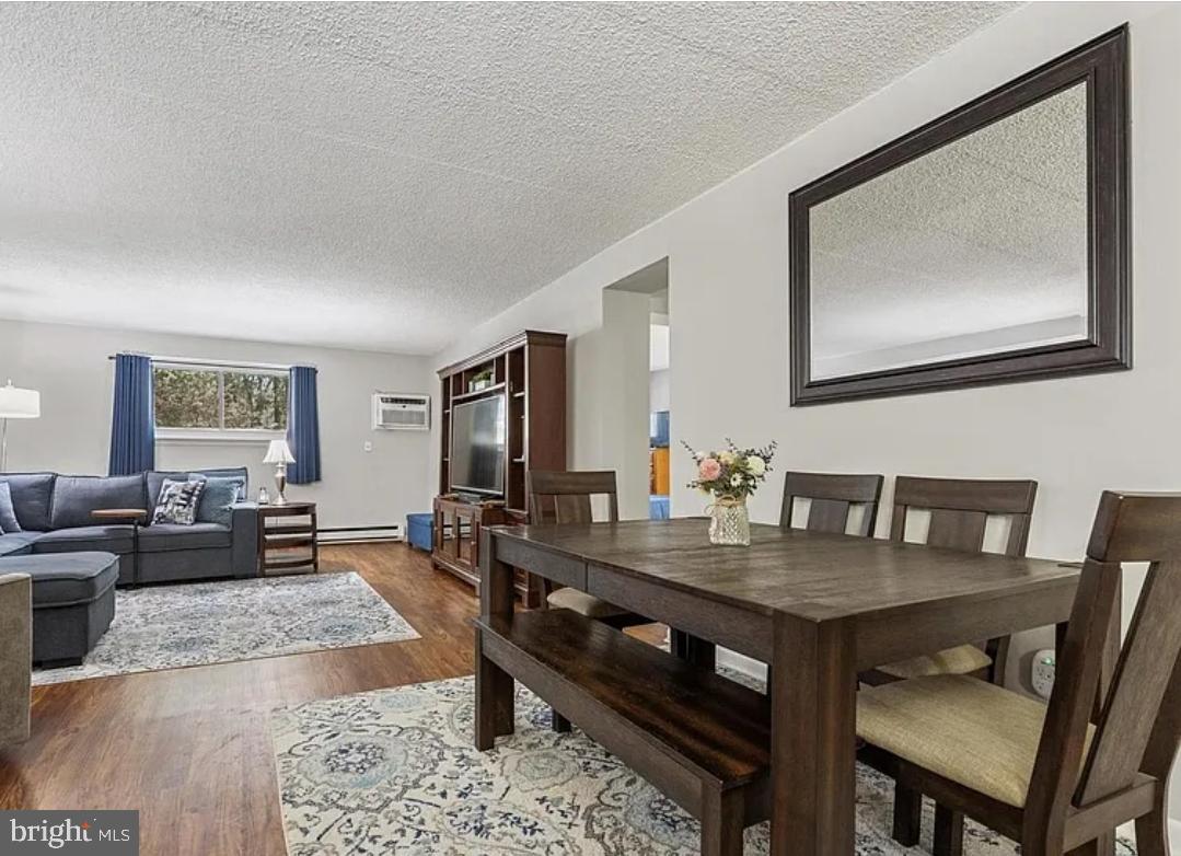 400 Glendale Road, Unit B13 Havertown, PA 19083 - Photo 12 of 25
