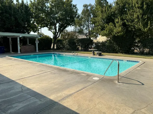$185,000 | 2216 Peach Avenue, Unit 4, Clovis, CA 93612