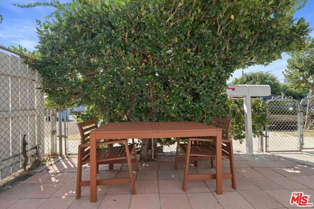 $2,000 | 2617 1/2 Vallejo Street, Los Angeles, CA 90031