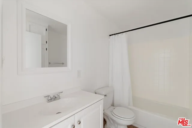 $2,000 | 2617 1/2 Vallejo Street, Los Angeles, CA 90031