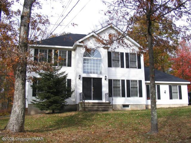 29 Timber Hill Road Henryville, PA 18332 - Photo 1 of 9 exterior