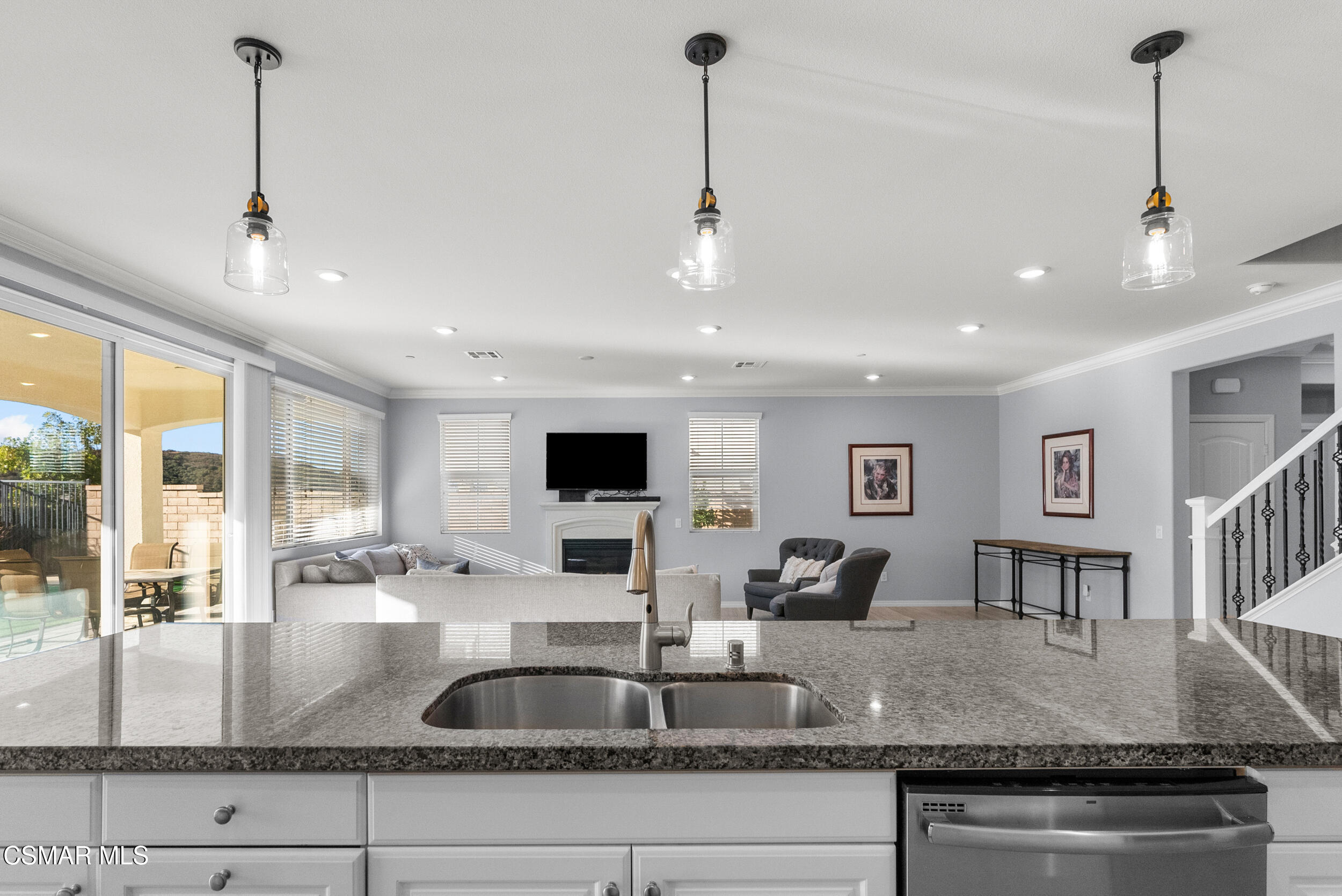 161 White Bark Lane Simi Valley, CA 93065 - Photo 33 of 83 white bark 161-22