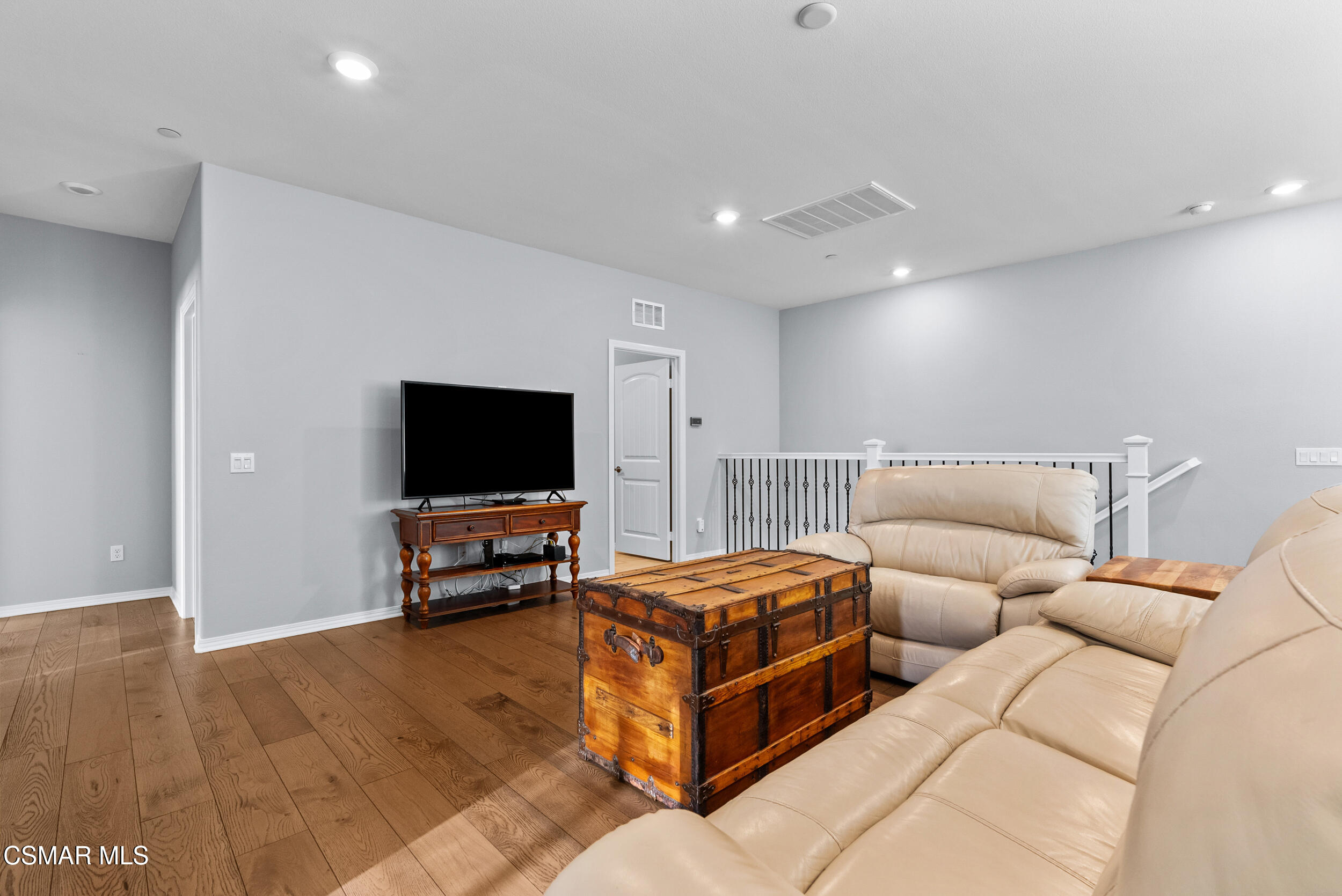 161 White Bark Lane Simi Valley, CA 93065 - Photo 42 of 83 white bark 161-31