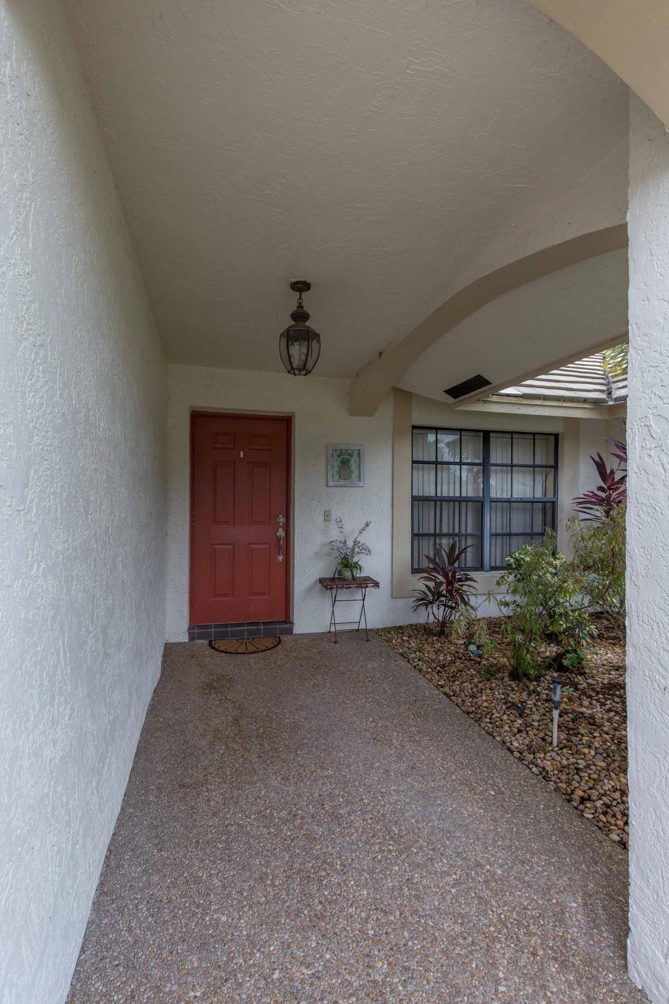 10273 Crosswind Road Boca Raton, FL 33498 - Photo 4 of 20 18