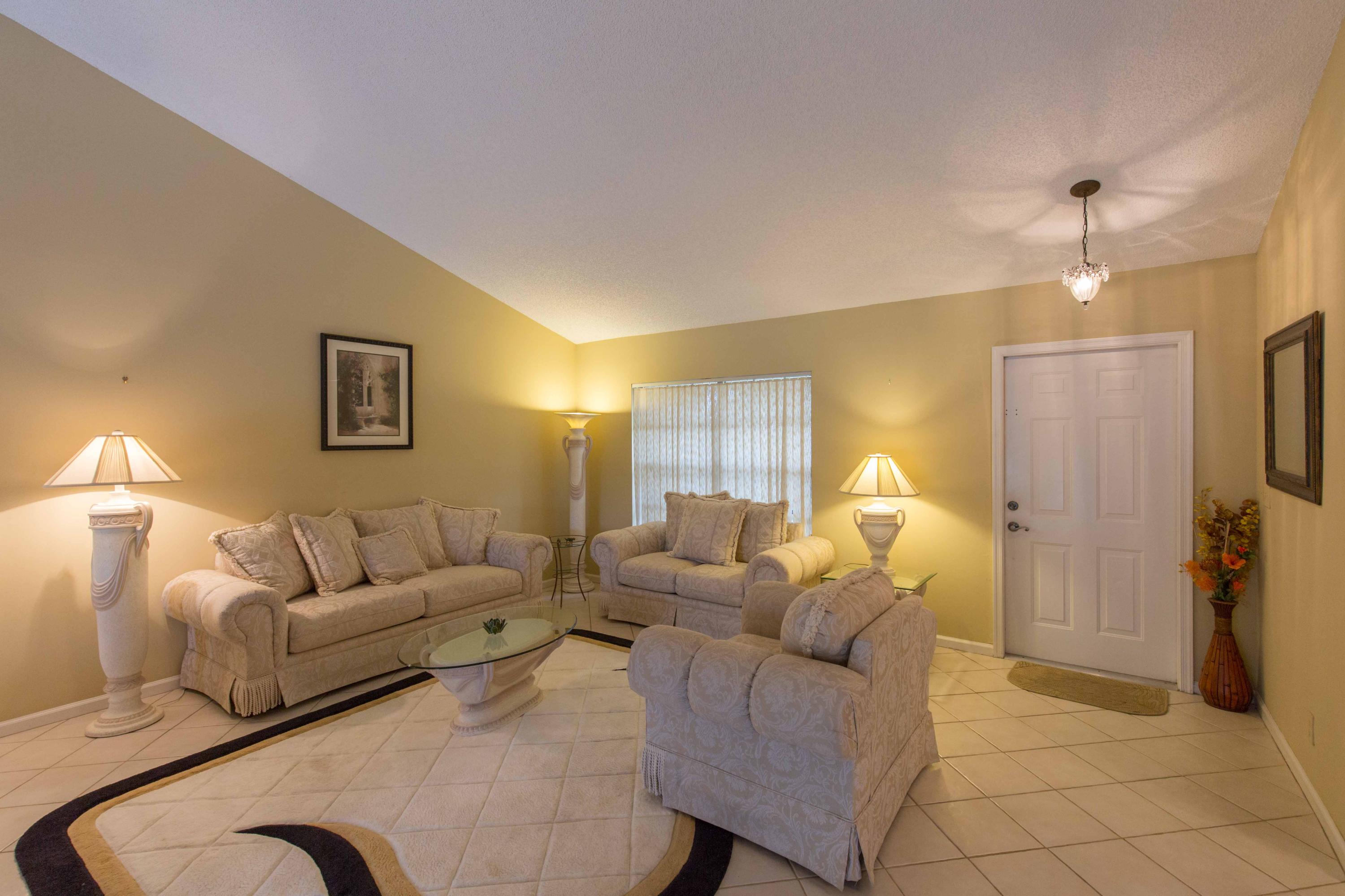 10273 Crosswind Road Boca Raton, FL 33498 - Photo 8 of 20 4