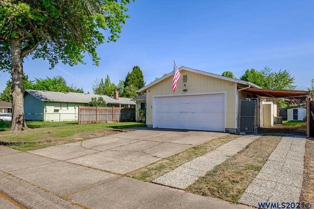 1843 Del Rio Avenue Southeast Albany, OR 97322 - Photo 3 of 42 Gallery Image 3