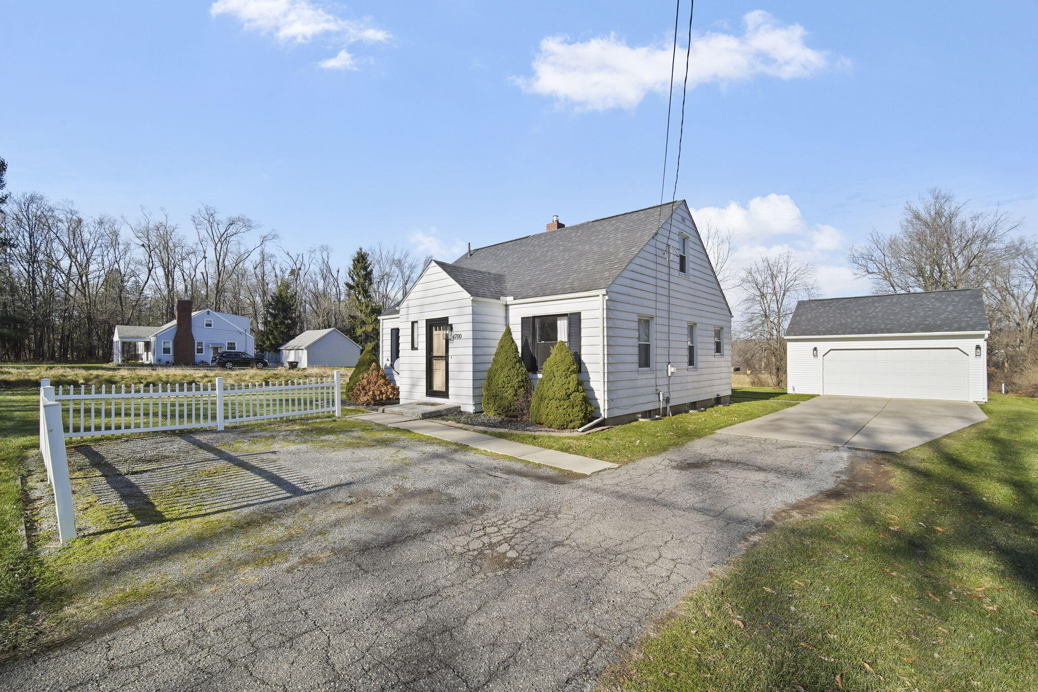 4700 McCain Road Jackson, MI 49201 - Photo 3 of 43 2