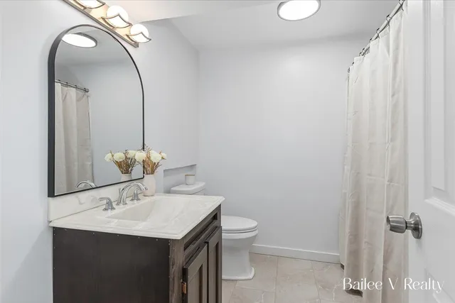 $339,000 | 447 Stonehenge Street Southeast, Grand Rapids, MI 49548