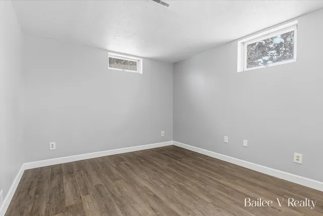 $339,000 | 447 Stonehenge Street Southeast, Grand Rapids, MI 49548