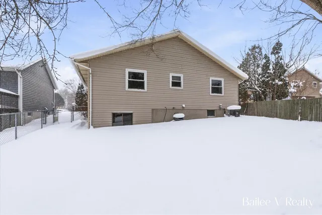 $339,000 | 447 Stonehenge Street Southeast, Grand Rapids, MI 49548