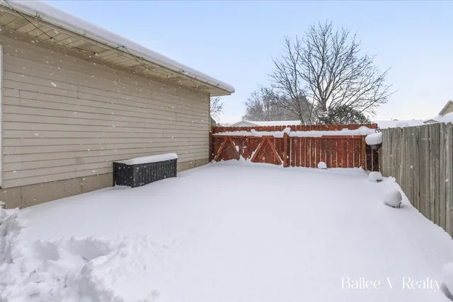 $339,000 | 447 Stonehenge Street Southeast, Grand Rapids, MI 49548