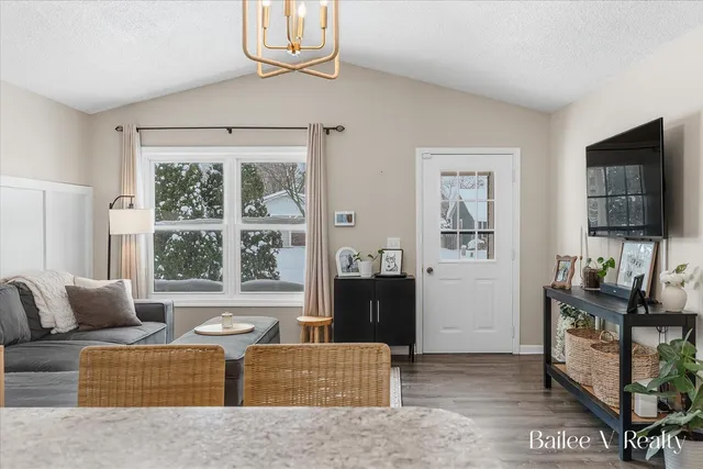 $339,000 | 447 Stonehenge Street Southeast, Grand Rapids, MI 49548