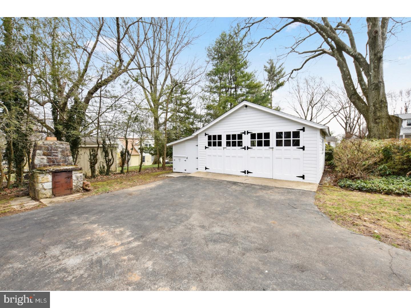 105 Arlington Road Paoli, PA 19301 - Photo 17 of 23 Garage