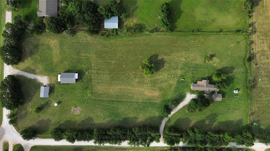 1306 Winn Road Bowie, TX 76230 - Photo 19 of 23