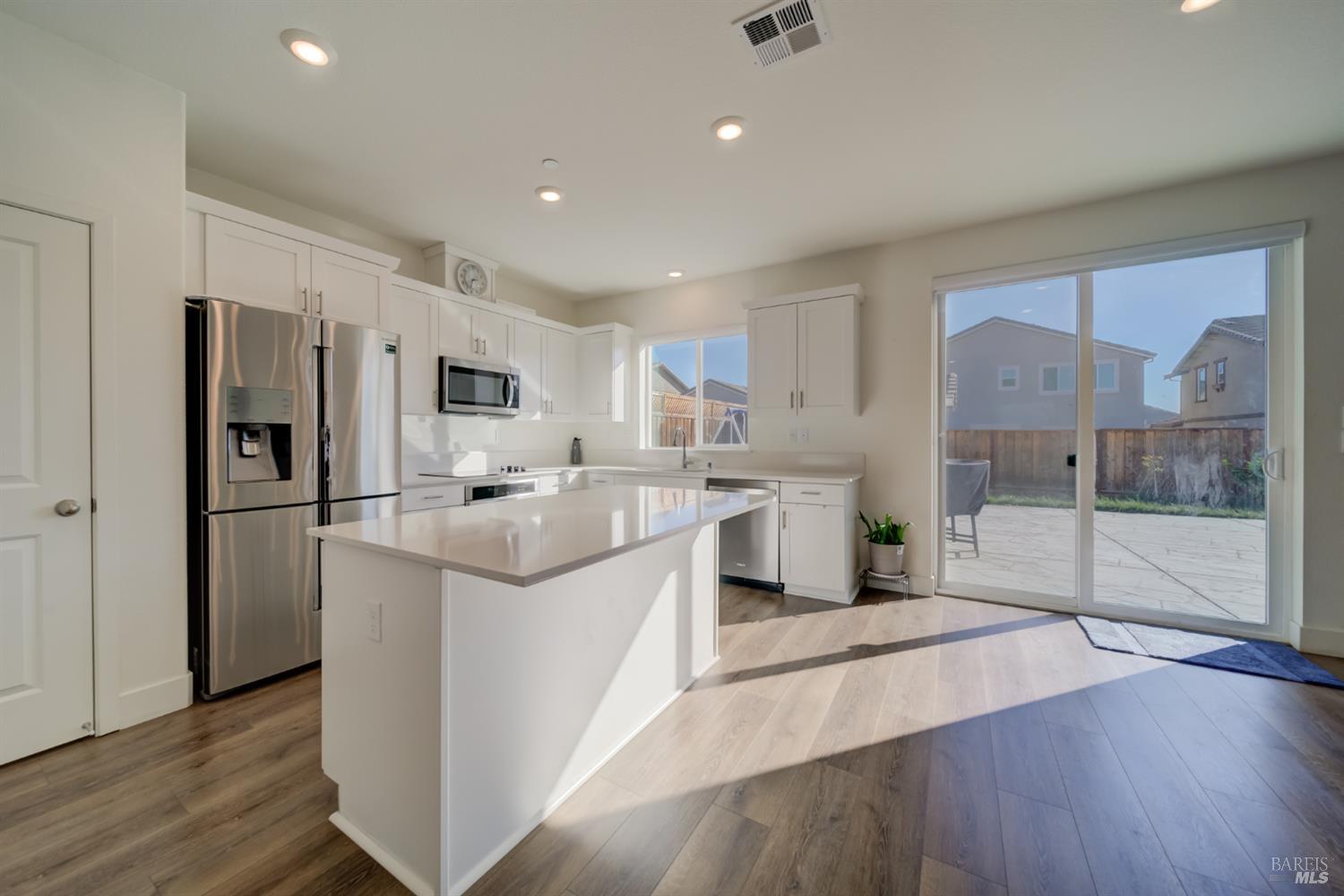 3045 Balance Circle Fairfield, CA 94533 - Photo 8 of 37