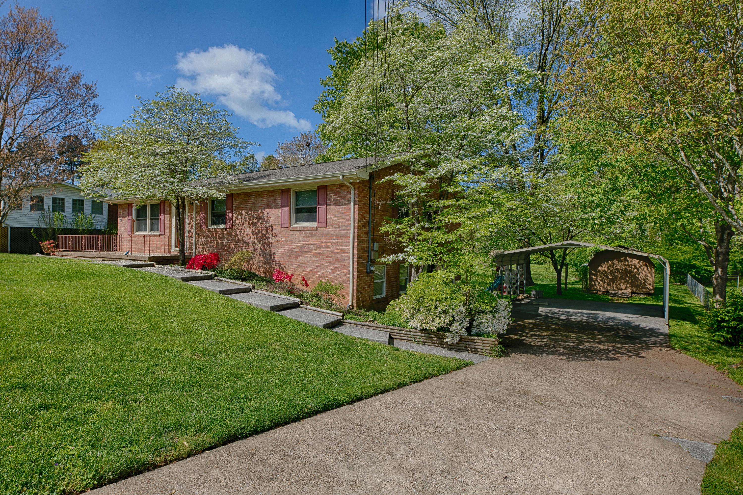 5413 Inwood Road Northwest Knoxville, TN 37921 - Photo 6 of 16 1L9A9178-2_HDR
