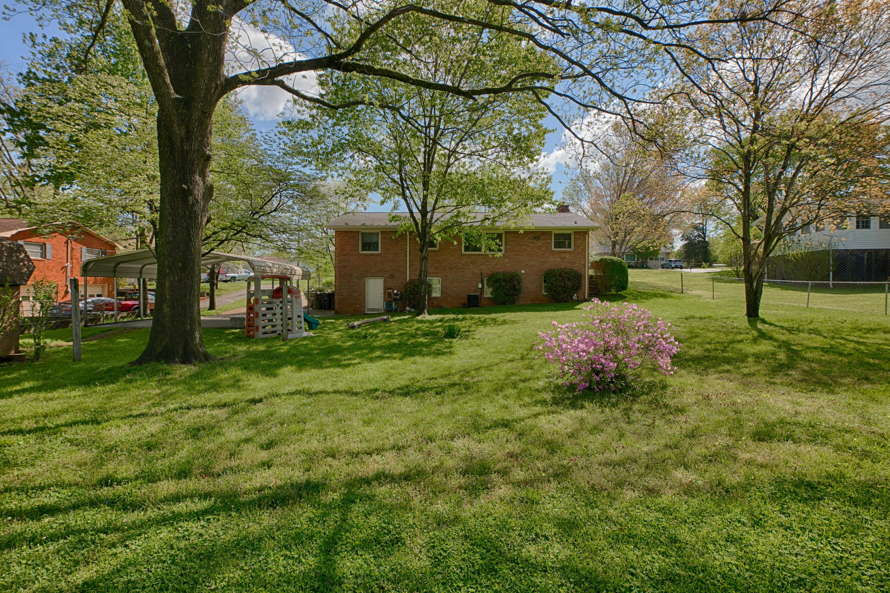 5413 Inwood Road Northwest Knoxville, TN 37921 - Photo 7 of 16 1L9A9181_HDR