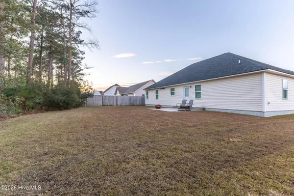 $2,175 | 270 Breakwater Drive, Sneads Ferry, NC 28460