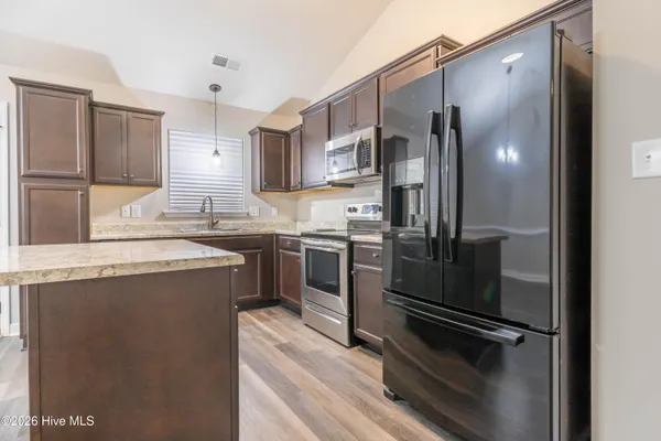 $2,175 | 270 Breakwater Drive, Sneads Ferry, NC 28460