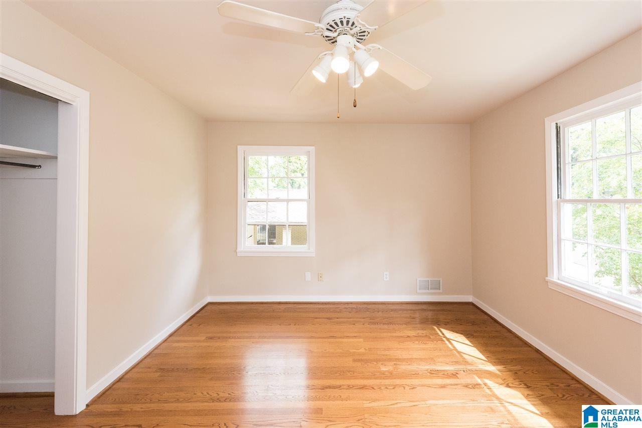821 Woodvale Road Birmingham, AL 35222 - Photo 26 of 35
