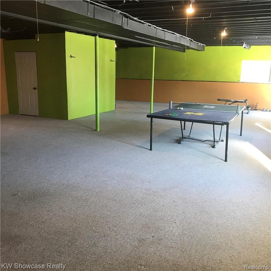 2366 Highfield Road Waterford, MI 48329 - Photo 21 of 26 2366 Highfield basement 2.jpg