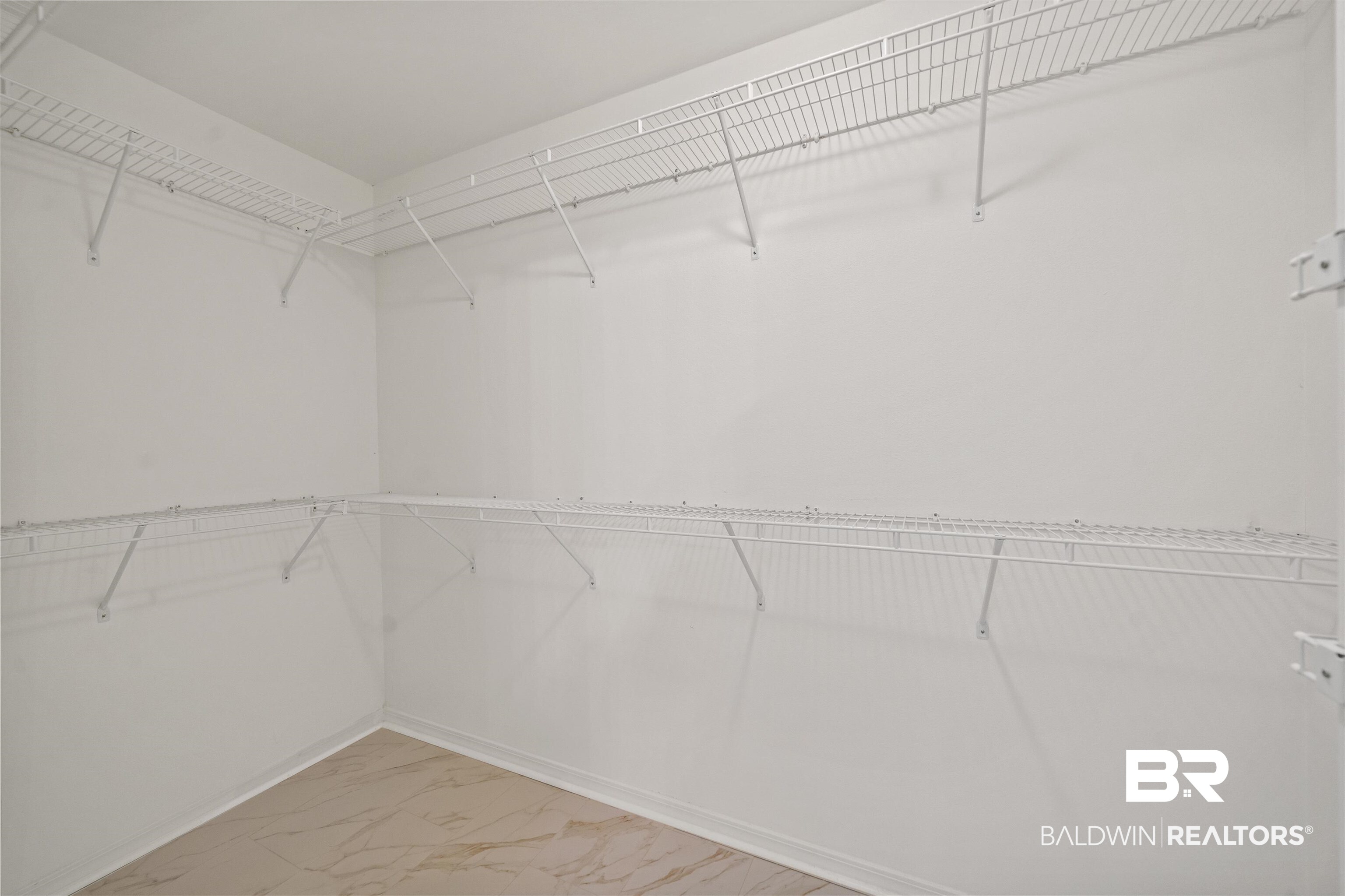 16362 Hamlet Lane Foley, AL 36535 - Photo 23 of 46 Primary suite