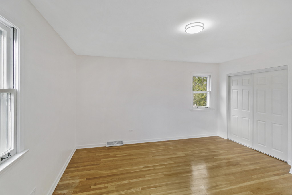 2849 Willow Road Homewood, IL 60430 - Photo 16 of 26