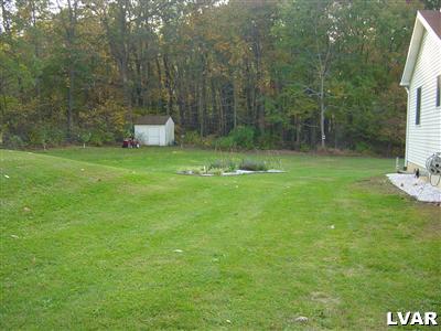 27 Neola Rr 6 Road Stroudsburg, PA 18360 - Photo 4 of 5