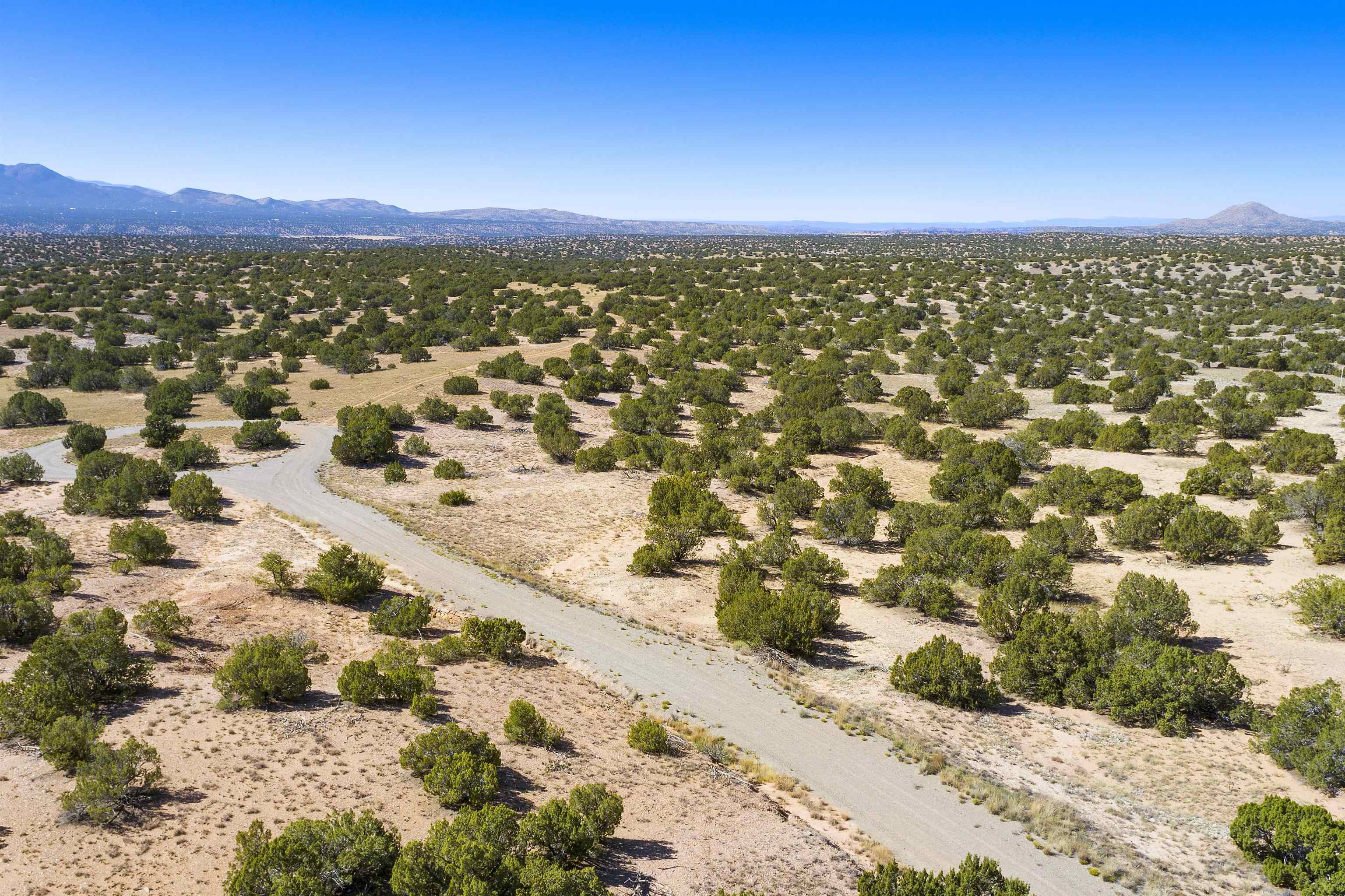 84 West Basin Ridge Cerrillos, NM 87010 - Photo 5 of 25