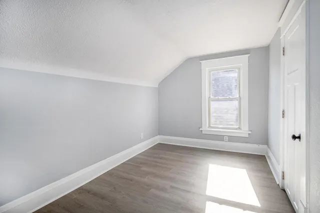 $175,000 | 1014 South Main Street, Mishawaka, IN 46544