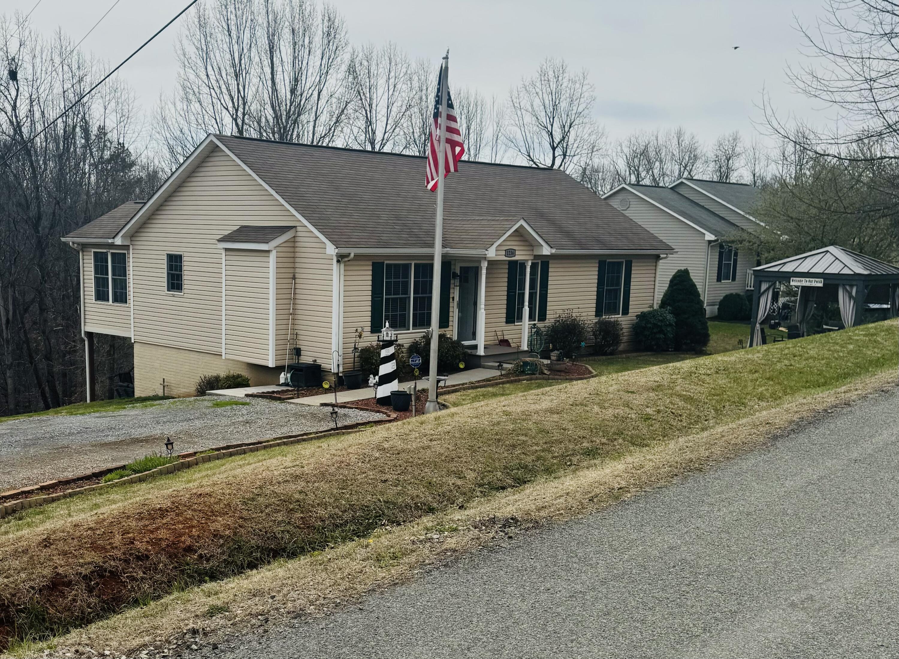 Carroll Rd FRONT ENTRANCE