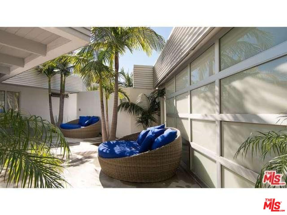 1466 Bel Air Road Los Angeles, CA 90077 - Photo 9 of 35 a view of outdoor space and patio