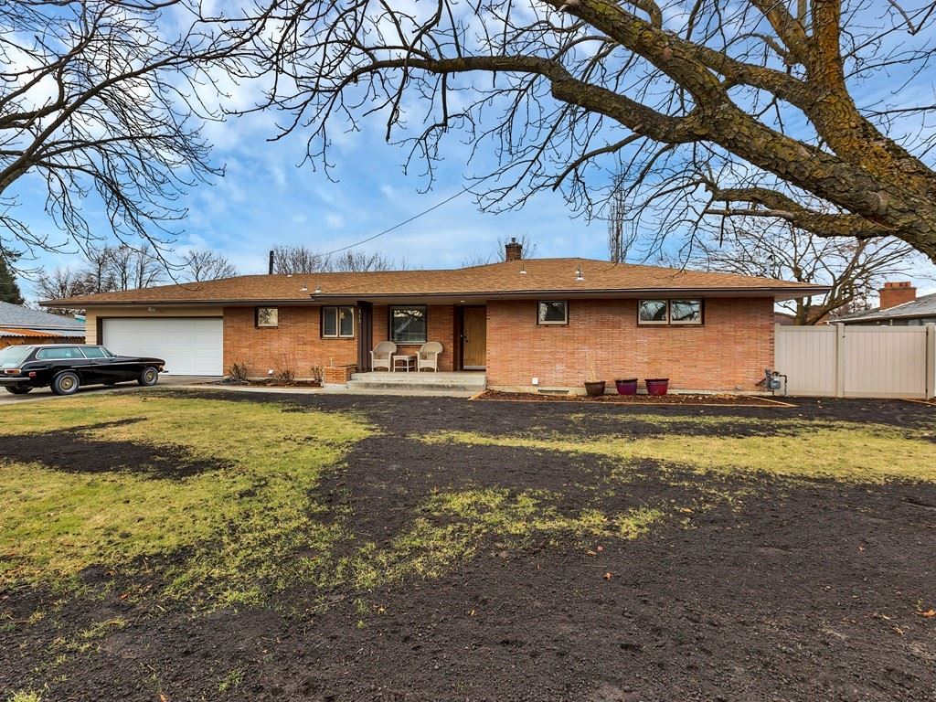 713 North Best Road Spokane Valley, WA 99216 - Photo 1 of 37 Gallery Image 1
