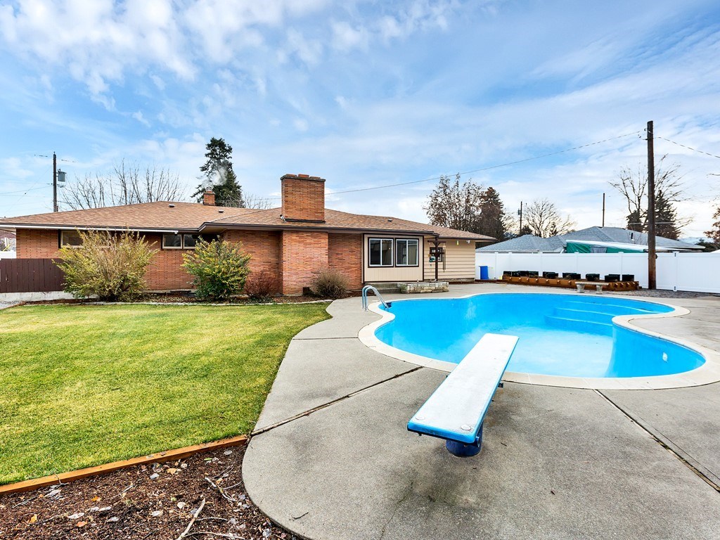 713 North Best Road Spokane Valley, WA 99216 - Photo 33 of 37 Gallery Image 33