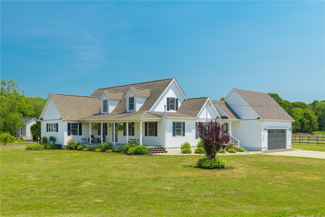 98 George Street Barrington, RI 02806 - Photo 3 of 47
