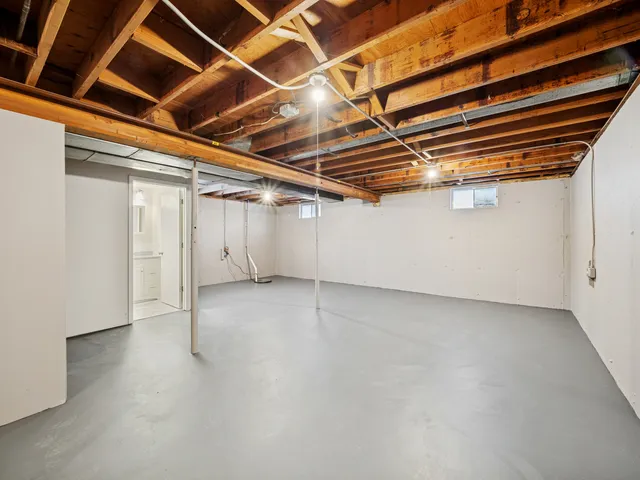 $362,500 | 38840 Park Avenue, Beach Park, IL 60099