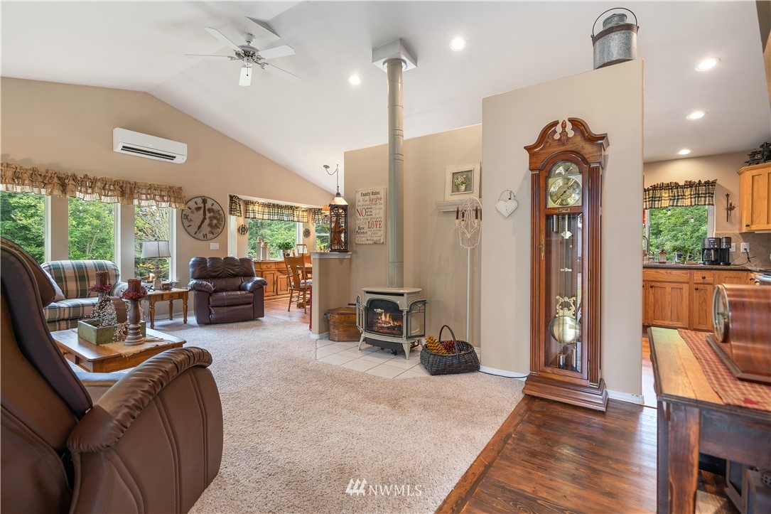 366 Halliday Road Centralia, WA 98531 - Photo 4 of 40 Gallery Image 4