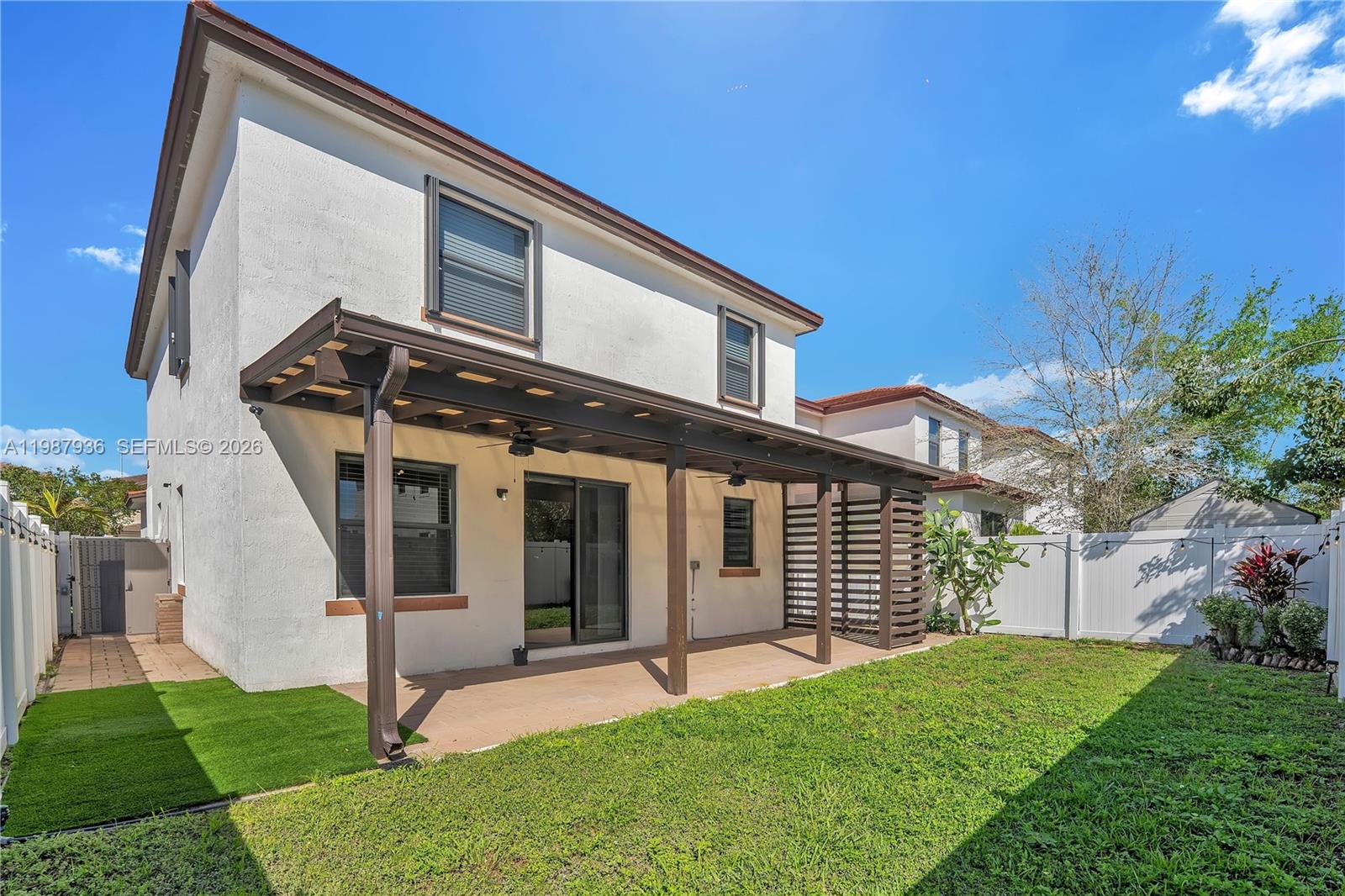 10521 West 35th Way Hialeah, FL 33018 - Photo 25 of 53 Patio