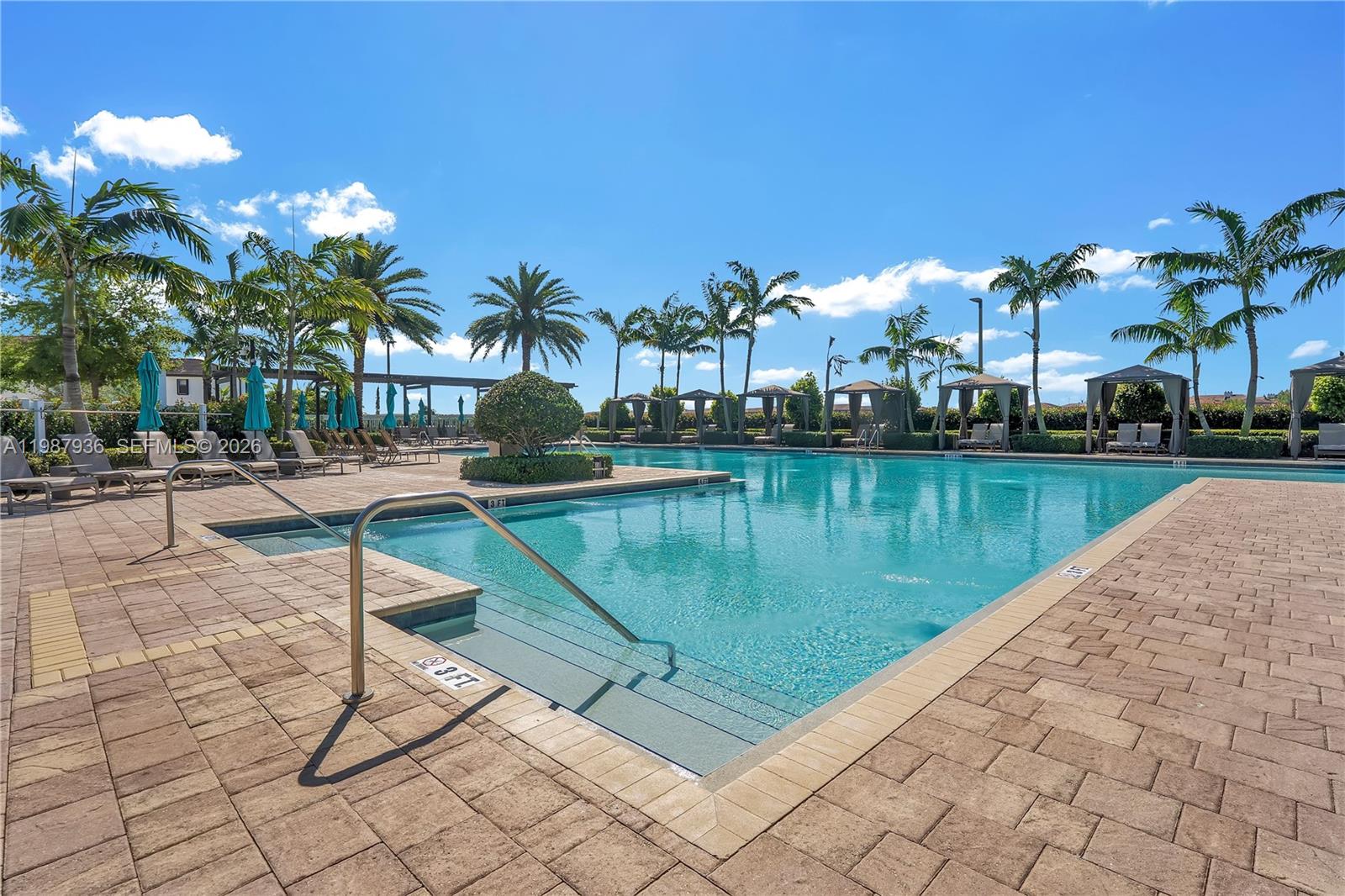 10521 West 35th Way Hialeah, FL 33018 - Photo 47 of 53