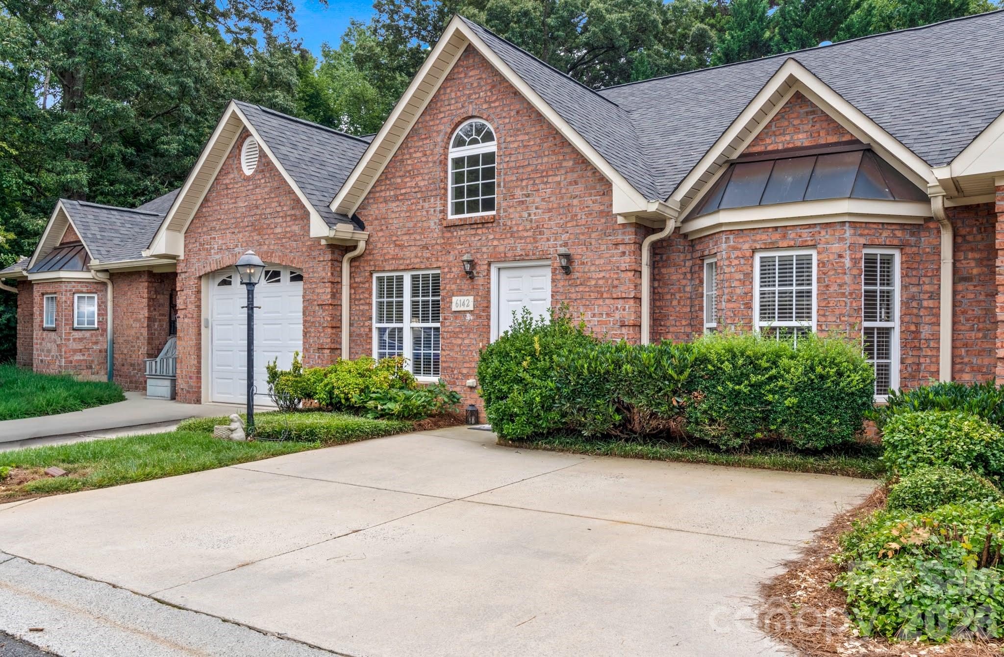 6142 Stadium Ridge Court Clemmons, NC 27012 - Photo 2 of 28 Gallery Image 2