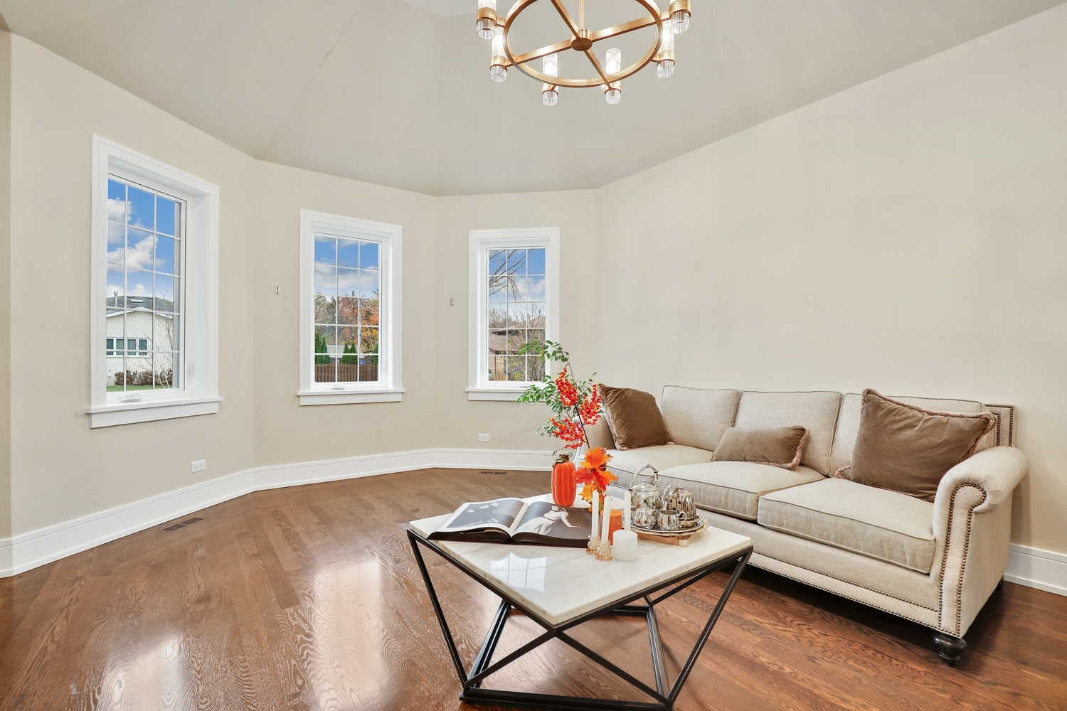 8318 West 91st Street Hickory Hills, IL 60457 - Photo 4 of 29 a living room with furniture and a table