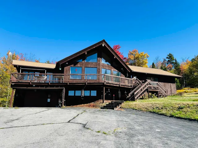 $579,900 | 989 Upton Road, Errol, NH 03579